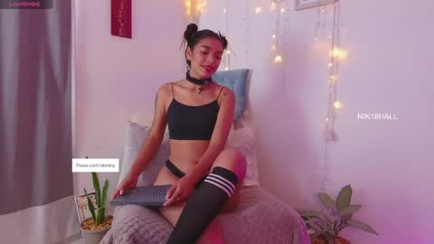 Nicolle online show from June 7, 2026, 2:32 pm