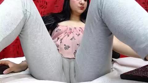 NICOLLE online show from February 20, 2026, 10:54 pm