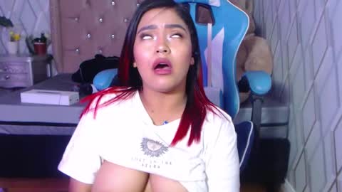 Nicolle Miley online show from February 11, 2025, 11:54 am