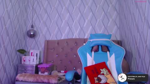 Nicolle Miley online show from March 11, 2025, 8:52 am