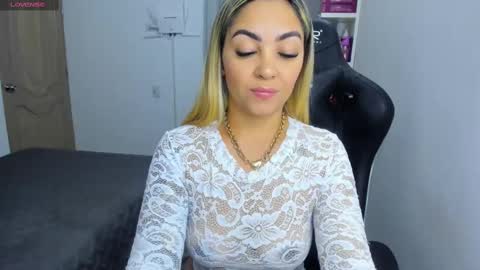 Snapshot of nicolporto chatting on October 3, 2025, 11:51 am Nicol online show from October 3, 2025, 11:51 am