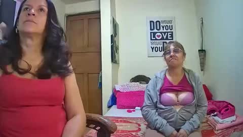 nicoltatiana_ online show from February 6, 2026, 11:30 pm