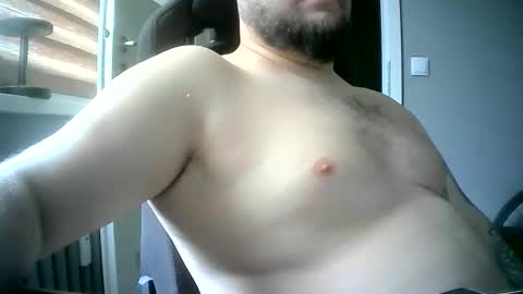 Niewidoczny online show from May 30, 2026, 2:14 pm