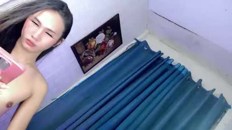 Snapshot of night_crystal1111 chatting on February 11, 2026, 7:13 am night_crystal1111 online show from February 11, 2026, 7:13 am