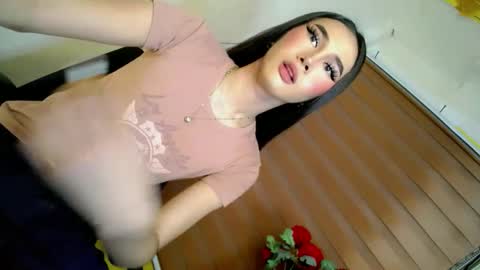 Snapshot of night_crystal1111 chatting on May 20, 2026, 10:54 am night_crystal1111 online show from May 20, 2026, 10:54 am
