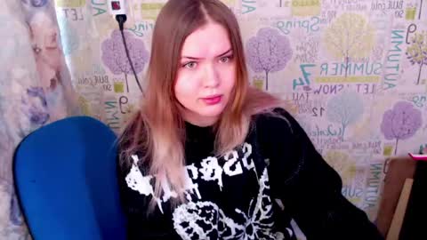 Snapshot of night_shine chatting on March 23, 2026, 10:52 am night_shine online show from March 23, 2026, 10:52 am