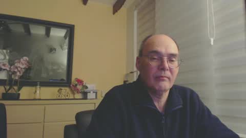 Snapshot of nightkeeper63 chatting on March 2, 2025, 12:31 am nightkeeper63 online show from March 2, 2025, 12:31 am