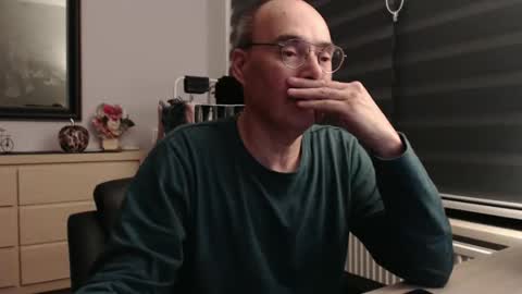 Snapshot of nightkeeper63 chatting on October 4, 2025, 12:19 am nightkeeper63 online show from October 4, 2025, 12:19 am