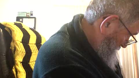 nightmoves1970 online show from March 1, 2025, 2:02 pm