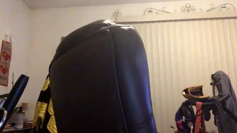 nightmoves1970 online show from September 13, 2025, 3:28 am