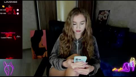 nigo_nika online show from January 25, 2025, 11:55 am