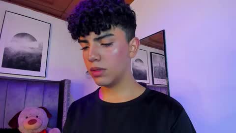 niick_twink online show from October 7, 2025, 7:44 pm