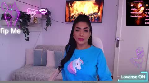 Snapshot of niickylovee chatting on February 9, 2026, 12:42 pm Nicolle Bustamante online show from February 9, 2026, 12:42 pm