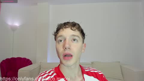 Nicolas Mucci online show from December 30, 2024, 4:53 am