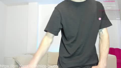 Nicolas Mucci online show from January 13, 2025, 5:23 am