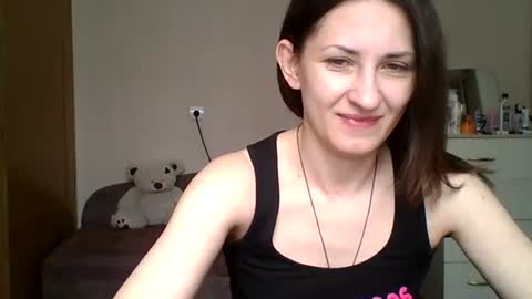 Snapshot of nika_smily chatting on May 18, 2026, 8:42 am nika_smily online show from May 18, 2026, 8:42 am