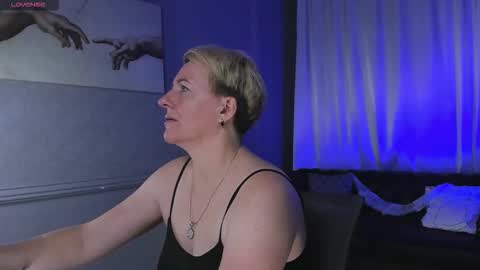 Nika online show from November 1, 2025, 5:31 am