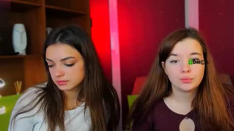 Snapshot of nika_still chatting on November 16, 2025, 9:59 am Little Angel online show from November 16, 2025, 9:59 am