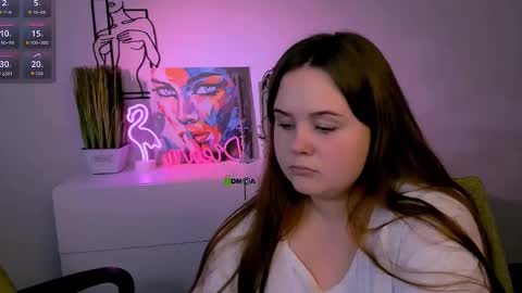 Snapshot of nika_still chatting on December 3, 2025, 8:23 am Little Angel online show from December 3, 2025, 8:23 am