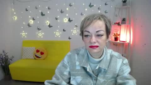 Snapshot of nikamayu chatting on May 6, 2026, 5:25 am Nika online show from May 6, 2026, 5:25 am