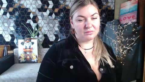 Nika online show from March 13, 2026, 6:53 am