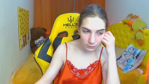 nikastarkk online show from February 21, 2025, 8:38 pm