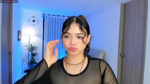 NIKA online show from May 5, 2026, 12:51 am