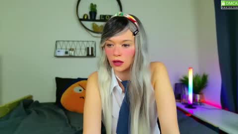 Snapshot of nikki_goldberg chatting on December 12, 2024, 9:04 pm Kitty Chatte online show from December 12, 2024, 9:04 pm