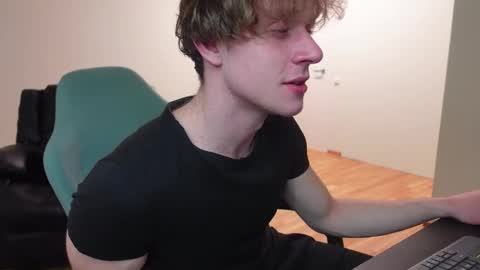 nikki online show from March 26, 2026, 7:19 pm