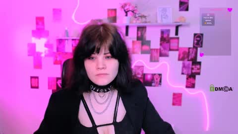 nikki_kiss_ online show from April 23, 2026, 8:46 am