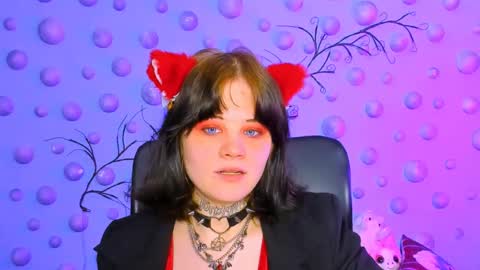 nikki_kiss_ online show from April 29, 2026, 8:51 am