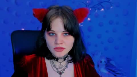nikki_kiss_ online show from April 29, 2026, 5:30 pm