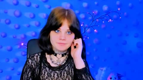 nikki_kiss_ online show from April 30, 2026, 9:04 am