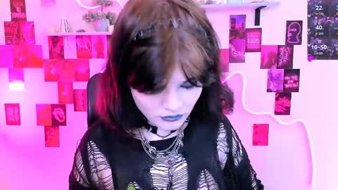 nikki_kiss_ online show from May 6, 2026, 8:41 am