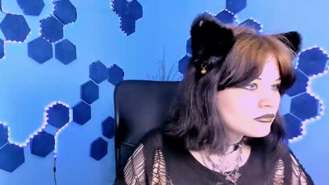nikki_kiss_ online show from May 8, 2026, 8:41 am
