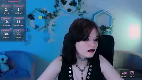 nikki_kiss_ online show from June 19, 2026, 8:29 am