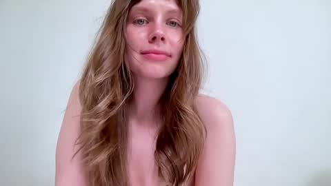 Nikki online show from June 3, 2026, 2:33 pm
