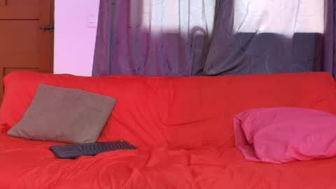 nikki_uwu online show from May 13, 2026, 7:55 pm