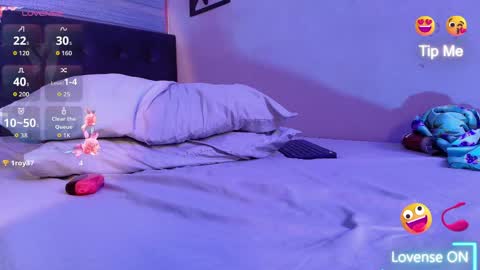 nikki_vesper online show from June 4, 2026, 4:07 am