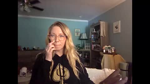 Snapshot of nikkib653466 chatting on June 8, 2026, 6:19 pm nikkib653466 online show from June 8, 2026, 6:19 pm