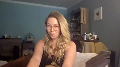 Snapshot of nikkib653466 chatting on June 19, 2026, 11:41 pm nikkib653466 online show from June 19, 2026, 11:41 pm