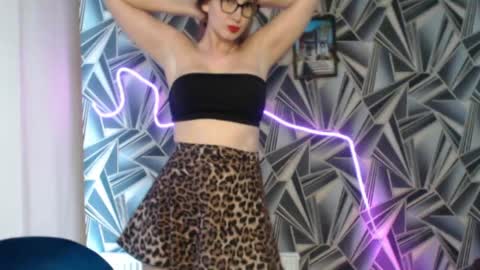 Snapshot of nikkikiss___ chatting on May 15, 2026, 11:56 pm nikkikiss___ online show from May 15, 2026, 11:56 pm