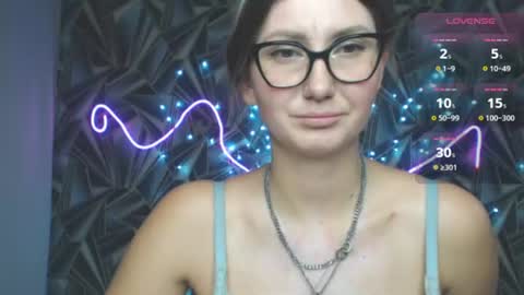 nikkikiss___ online show from July 26, 2026, 2:24 pm