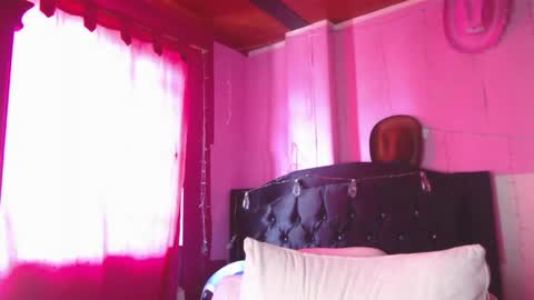 Nikkirous online show from April 11, 2026, 6:12 pm