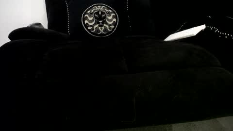 Niquita Sparkles online show from November 25, 2025, 4:07 pm