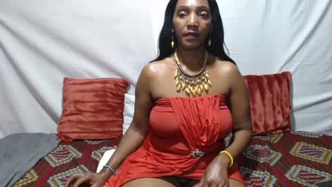 Snapshot of nikkyjigglesx chatting on June 14, 2026, 12:29 pm nikkyjigglesx online show from June 14, 2026, 12:29 pm