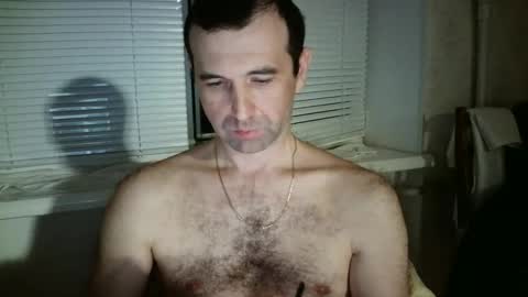 nikolas_vaz online show from September 15, 2025, 8:31 pm