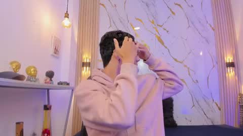 Snapshot of nikolay_gregori chatting on May 17, 2026, 4:32 am online show from May 17, 2026, 4:32 am
