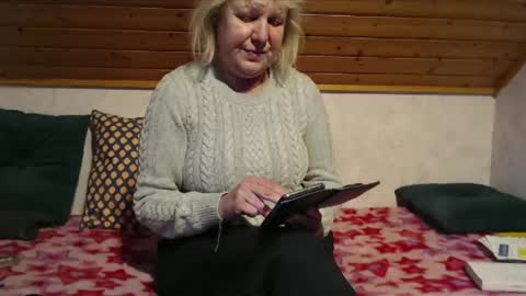 Nikole1 online show from February 8, 2025, 11:01 am