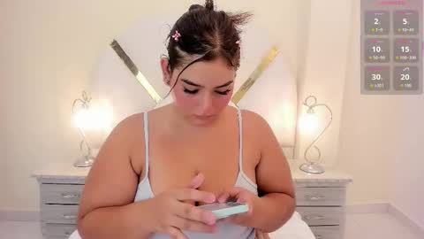   Nikol Karter   online show from January 19, 2026, 11:47 am